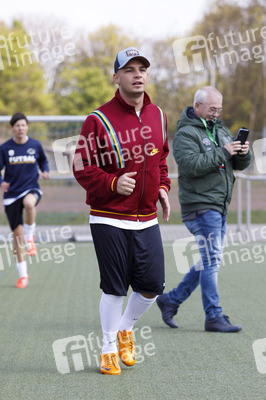 Charity Fußball-Länderspiel in Duisburg
