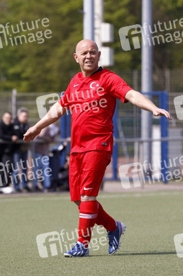 Charity Fußball-Länderspiel in Duisburg