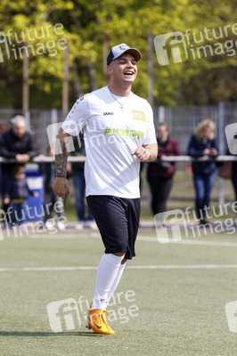 Charity Fußball-Länderspiel in Duisburg