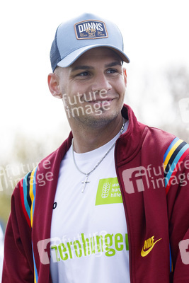 Charity Fußball-Länderspiel in Duisburg