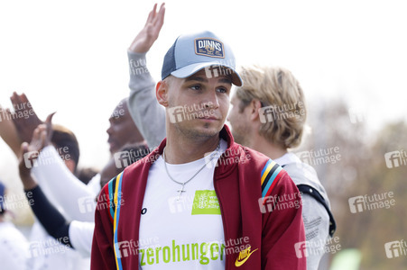 Charity Fußball-Länderspiel in Duisburg