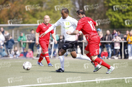 Charity Fußball-Länderspiel in Duisburg