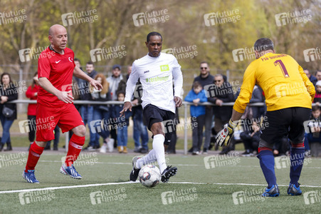 Charity Fußball-Länderspiel in Duisburg