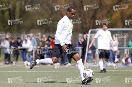 Charity Fußball-Länderspiel in Duisburg