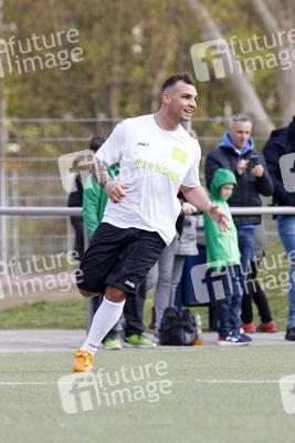 Charity Fußball-Länderspiel in Duisburg
