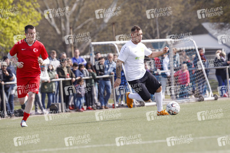 Charity Fußball-Länderspiel in Duisburg