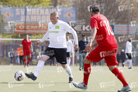 Charity Fußball-Länderspiel in Duisburg