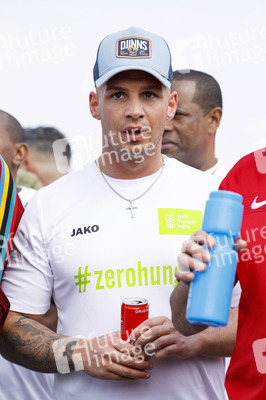 Charity Fußball-Länderspiel in Duisburg