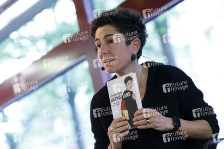 Podiumsgespräch mit Dunja Hayali in Köln