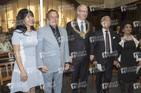 Empfang zum 75. Geburtstag von Gehard Schröder in Hannover