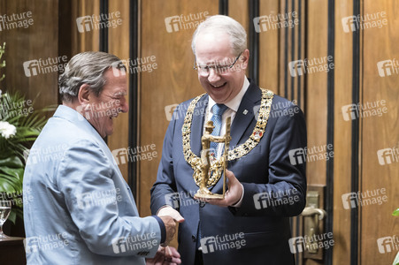 Empfang zum 75. Geburtstag von Gehard Schröder in Hannover