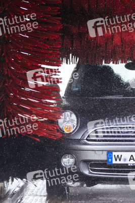 Symbolfoto Autowäsche