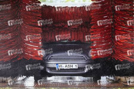 Symbolfoto Autowäsche