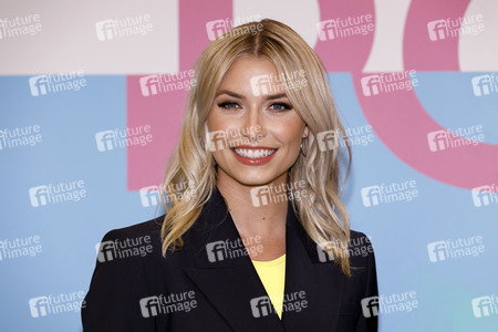 Pop-up Shop Opening 'Be Active' in Köln