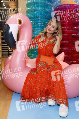 Pop-up Shop Opening 'Be Active' in Köln