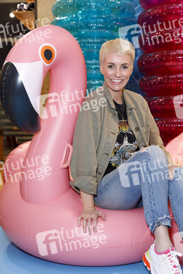 Pop-up Shop Opening 'Be Active' in Köln