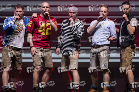 Liveshow 'Das große Schlagerfest - Die Party des Jahres 2019' in Hannover