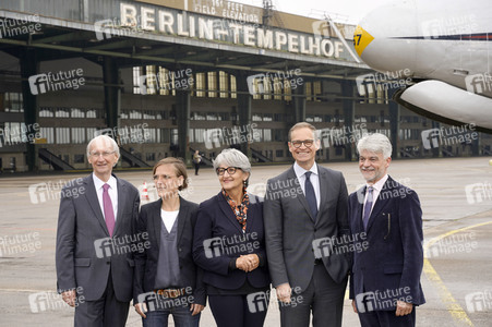 Pressekonferenz 'Fest der Luftbrücke' in Berlin