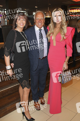 Fashion Charity Dinner 2019 in München