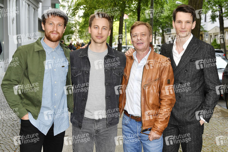 Kick-off Europa-Aktion #MEGA von Place To B in Berlin