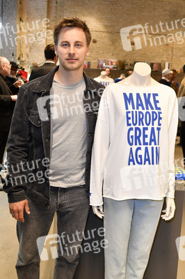 Kick-off Europa-Aktion #MEGA von Place To B in Berlin