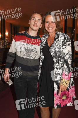 Theaterpremiere 'Sommerabend' in München