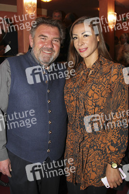 Theaterpremiere 'Sommerabend' in München