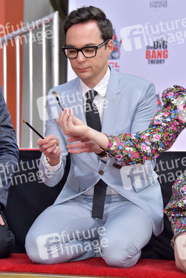 Handprints Ceremony mit dem 'The Big Bang Theory' Cast in Los Angeles