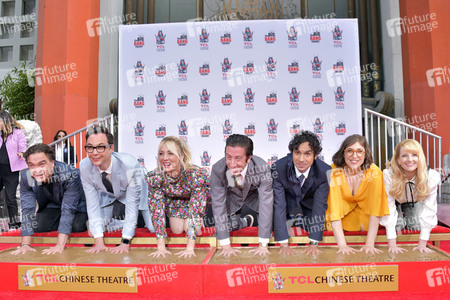 Handprints Ceremony mit dem 'The Big Bang Theory' Cast in Los Angeles
