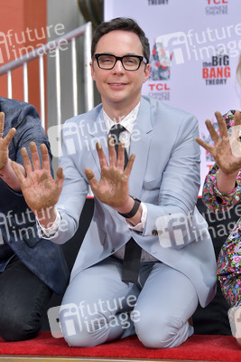 Handprints Ceremony mit dem 'The Big Bang Theory' Cast in Los Angeles