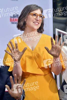Handprints Ceremony mit dem 'The Big Bang Theory' Cast in Los Angeles