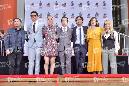 Handprints Ceremony mit dem 'The Big Bang Theory' Cast in Los Angeles