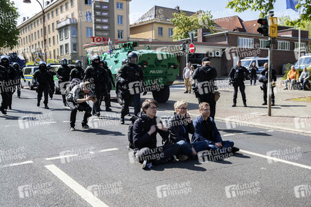 AfD Demo und Gegendemo in Erfurt