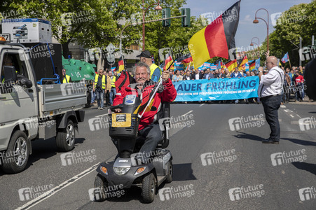 AfD Demo und Gegendemo in Erfurt