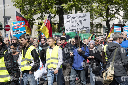 AfD Demo und Gegendemo in Erfurt