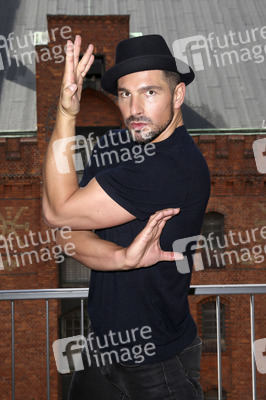 Benjamin Piwko trainiert für 'Let's Dance' in Hamburg