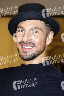 Benjamin Piwko trainiert für 'Let's Dance' in Hamburg