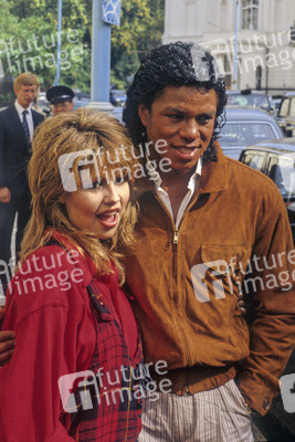 Photocall mit Jermaine Jackson und Pia Zadora in London