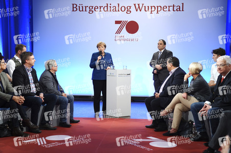 Bürgerdialog '70 Jahre Grundgesetz' in Wuppertal