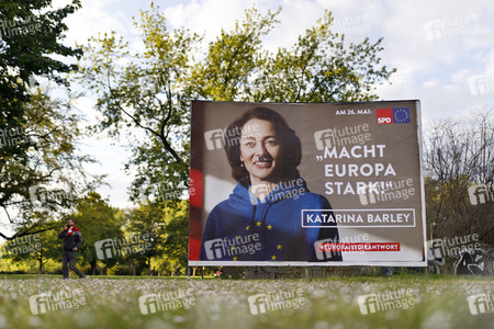 Symbolfoto Wahlplakat-Vandalismus