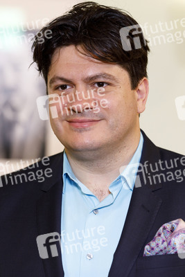 Fototermin mit Cristian Macelaru in Köln