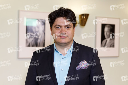 Fototermin mit Cristian Macelaru in Köln