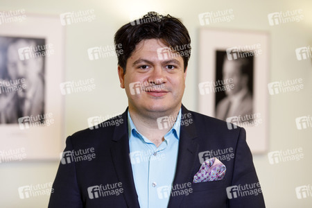 Fototermin mit Cristian Macelaru in Köln