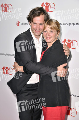 Festakt 100 Jahre Save the Children in Berlin