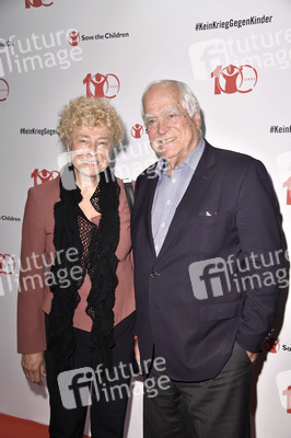 Festakt 100 Jahre Save the Children in Berlin