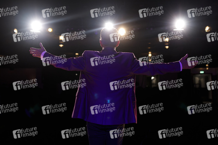 Fotoshooting 'Jörg Knörr - Die Jahrhundert-Show' in Düsseldorf