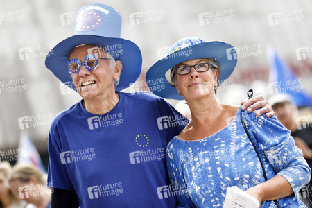 Demonstration 'Ein Europa für alle - Deine Stimme gegen den Nationalismus' in Köln