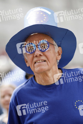 Demonstration 'Ein Europa für alle - Deine Stimme gegen den Nationalismus' in Köln