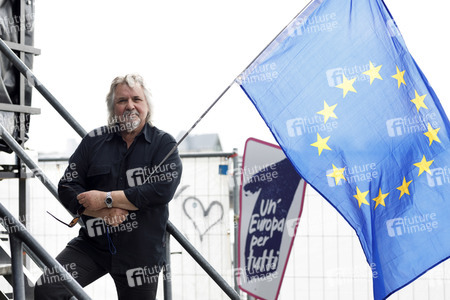 Demonstration 'Ein Europa für alle - Deine Stimme gegen den Nationalismus' in Köln