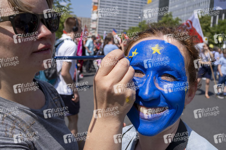 Demonstration 'Ein Europa für alle - Deine Stimme gegen den Nationalismus' in Berlin